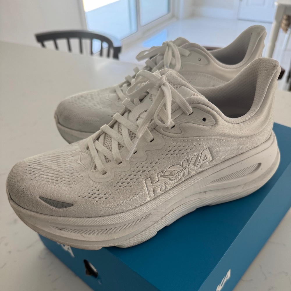 HOKA Bondi 9